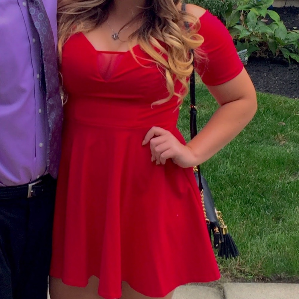 Guess Red off shoulder dress